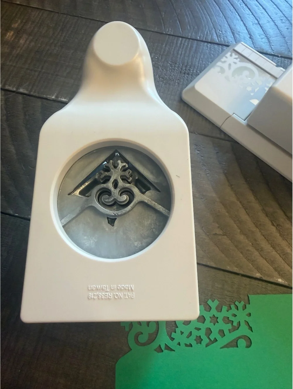 Martha Stewart RARE Snowflake Scroll Flourish Border & Corner Shape Punch